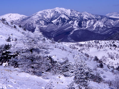 四阿山と根子岳の写真