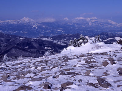 妙高連山と高妻山の写真