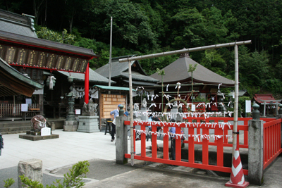 大平山神社境内の写真