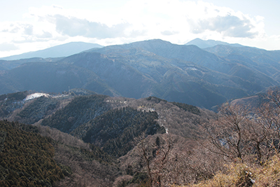箱根の山々の写真