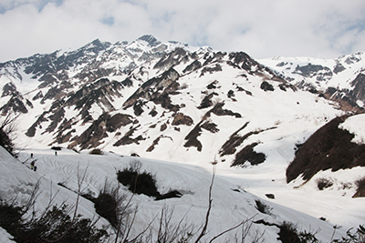 白馬岳山頂と主稜の写真