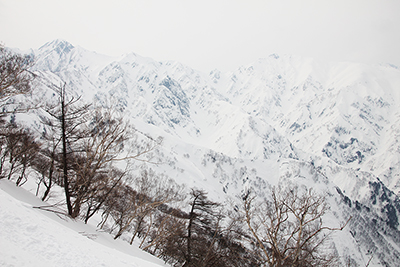 五竜岳から唐松岳への稜線の写真