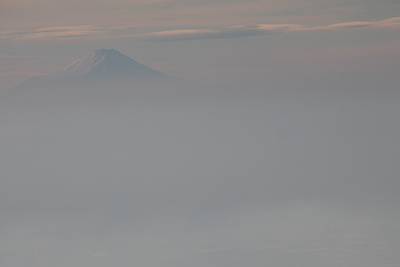 男体山から見た富士山の写真