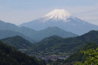 丸山から見た富士山の写真