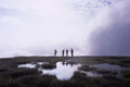 中門岳の湿原にたつメンバーの写真へリンク